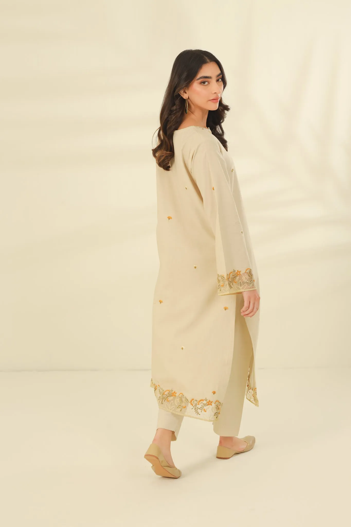 20% OFF IVORY BEIGE EMBROIDERED TWO PIECE SET  (NPA2-23308)