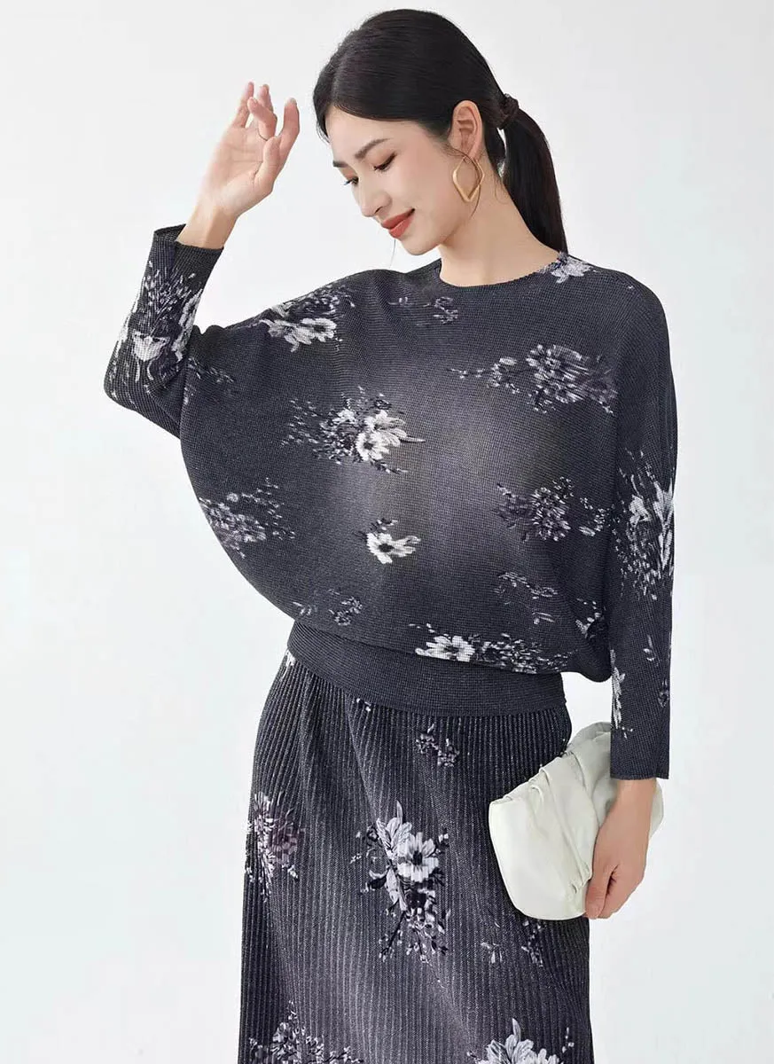 9240006 Floral Printed Pleats Top & Skirt Set *Black