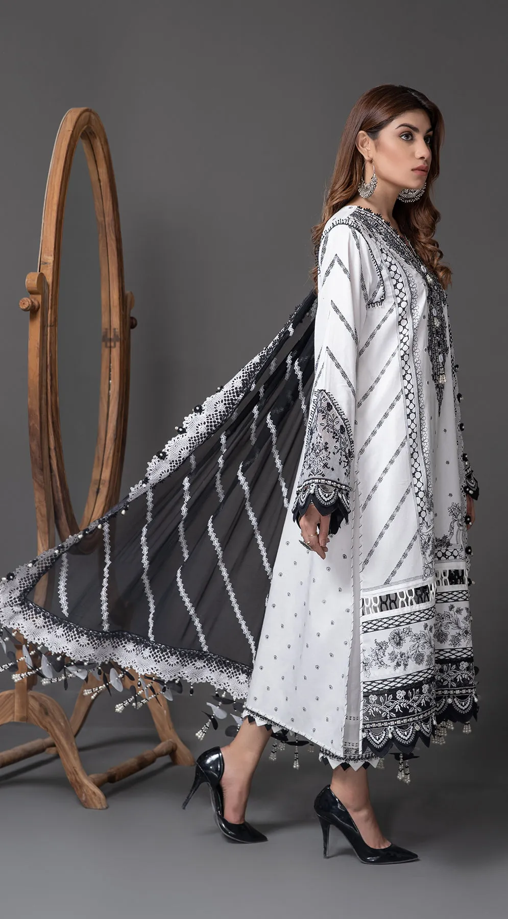 Anaya Unstitched 3 Piece Urwa