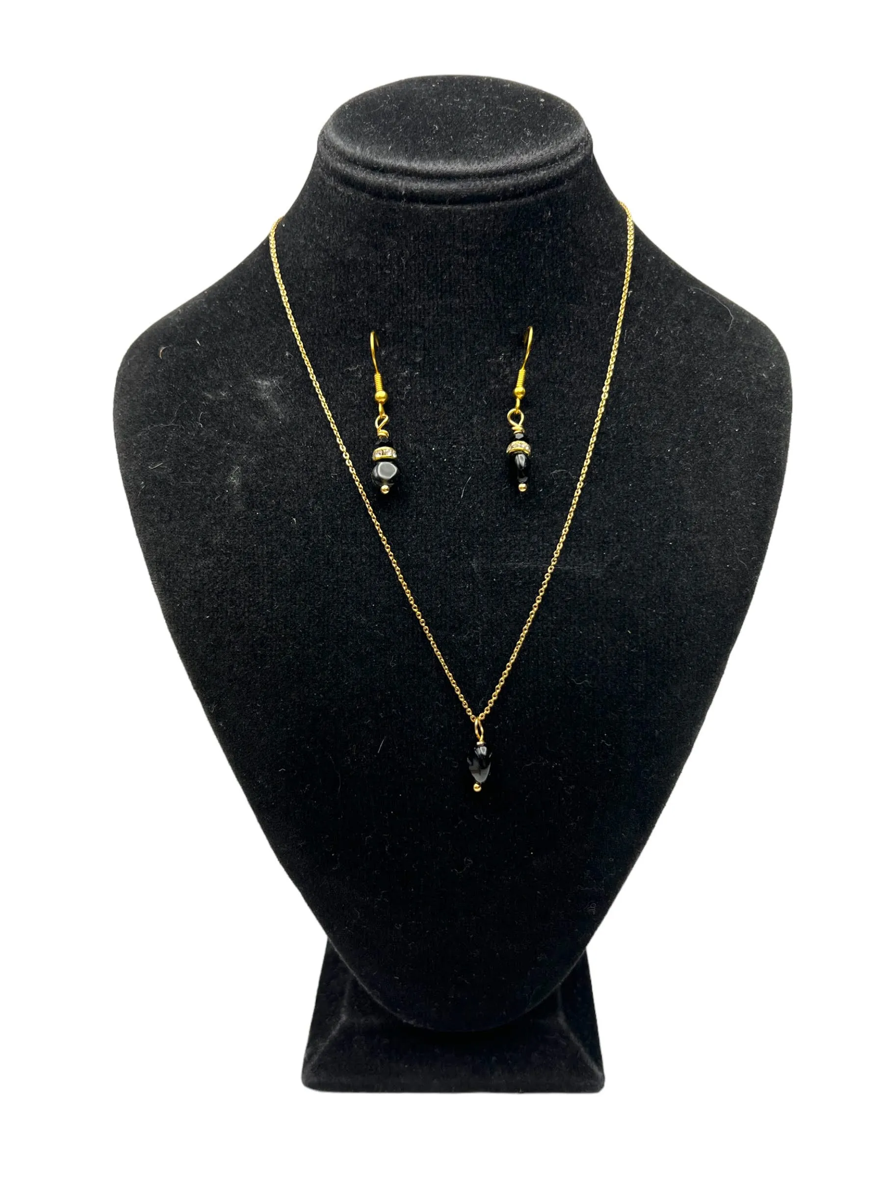 Black Agate Gemstone Necklace and Earrings Set