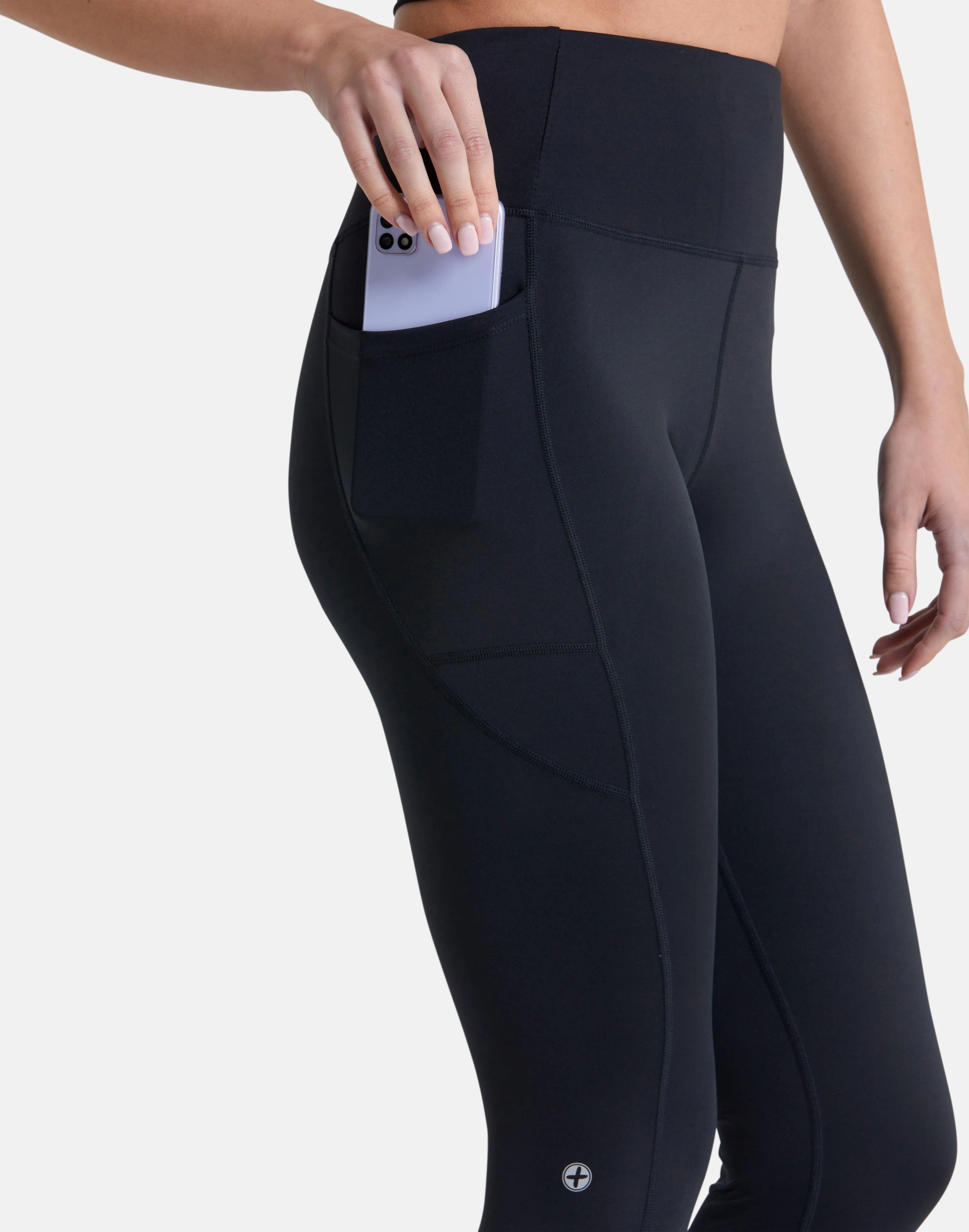 Relentless 7/8 Legging in Black