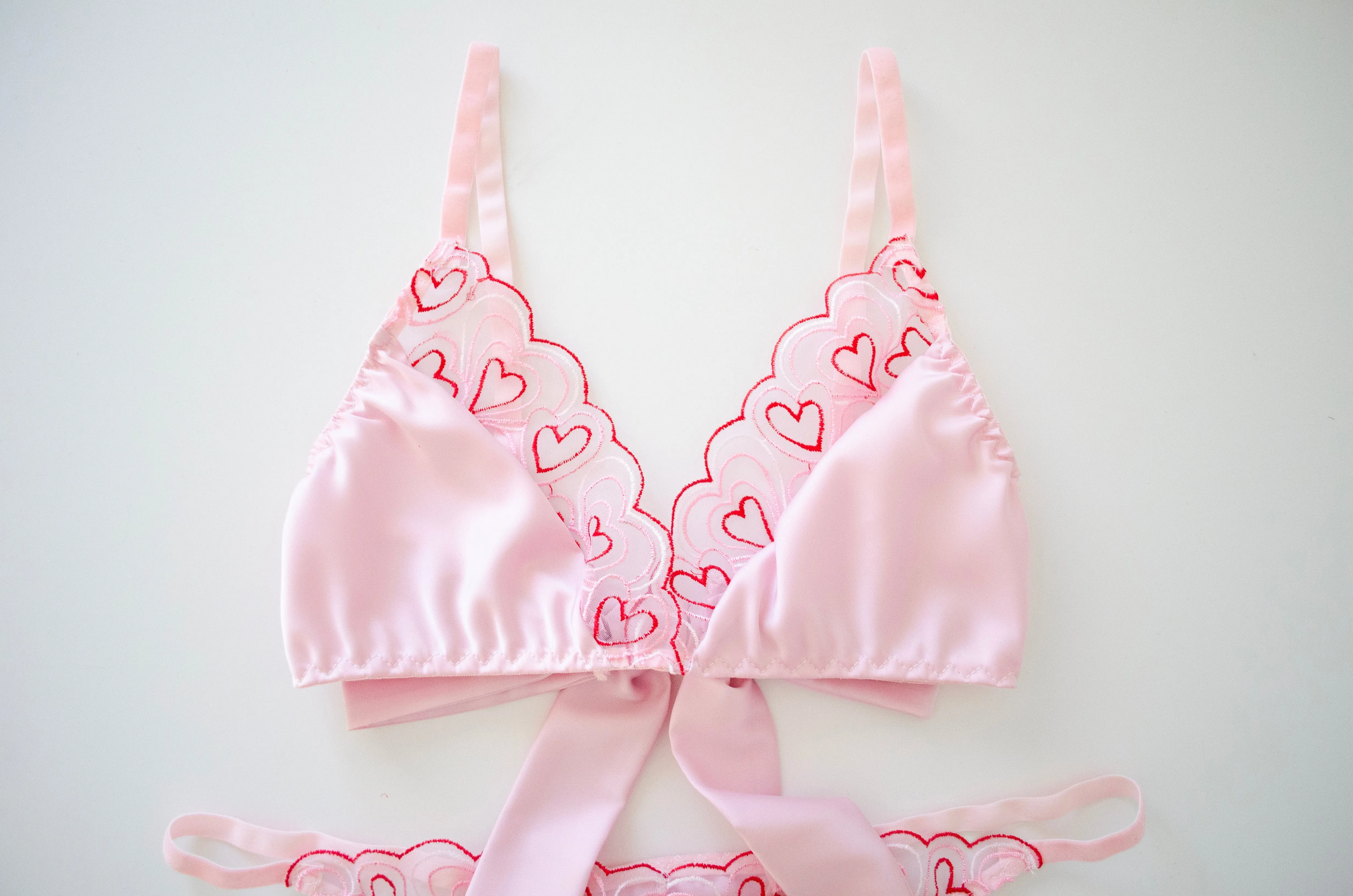 Sweetheart Satin Heart Set