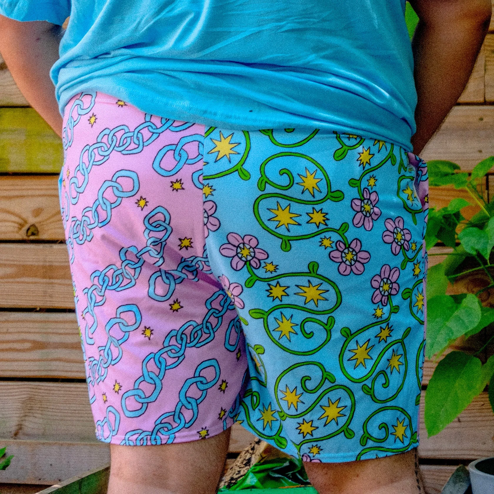 UB x SOFTPRINTS Flower Chain Swim Trunks